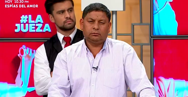 Juan Carlos quiere que su tío le devuelva su casa - Parte 1