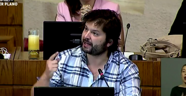 Boric citó a Los Prisioneros en debate de Ley de Aborto