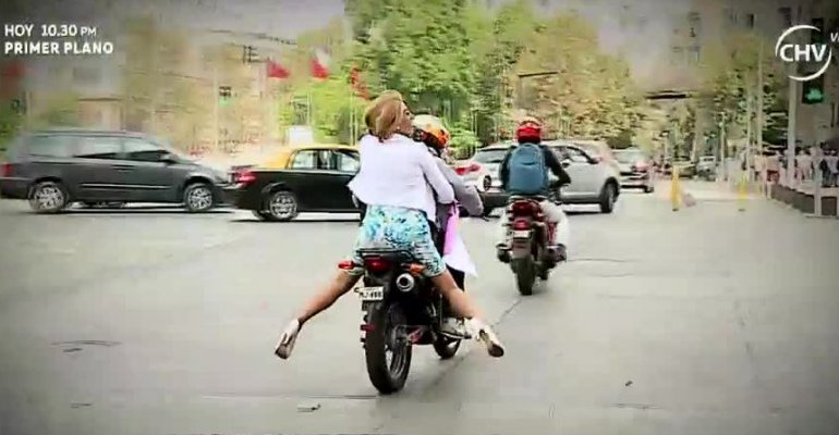 Botota fue a La Moneda por candidatura a Reina Guachaca