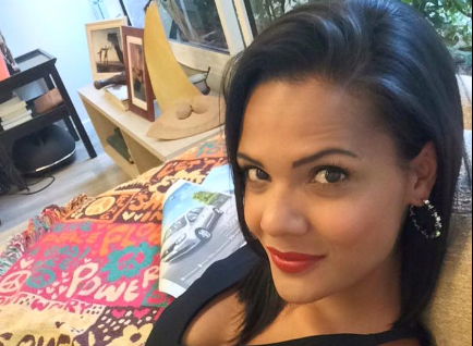 Novia de Amaro Gómez Pablos se luce con osadas fotos