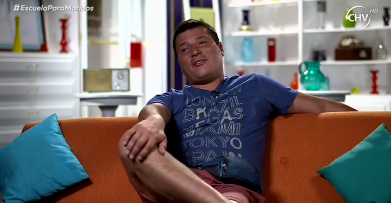 Francisco Acuña y su machismo extremo que lo llevó a la Escuela de Maridos