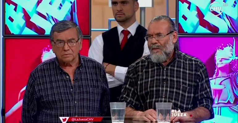 Patricio quiere que Carlos le devuelva la casa que le prestó durante el terremoto - Parte 1