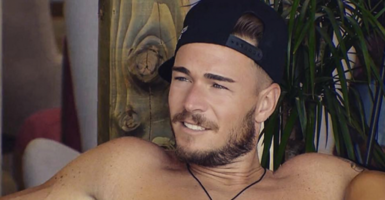 Tony Spina desató locura total en evento discotequero