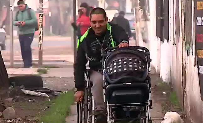 Papá que está en silla de ruedas postula al premio de Farkas - Parte 2