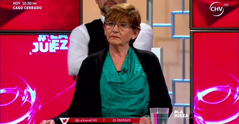 Ruth demanda a Alejandrina para que restablezca servicios básicos de su casa - Parte 1