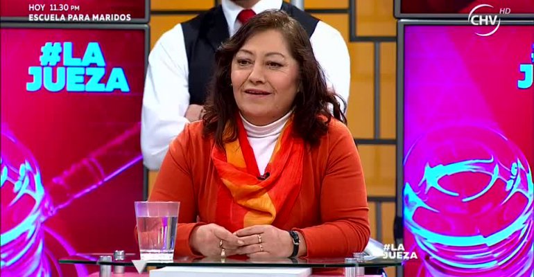 Mercedes pide a César que pague la pensión y ella dará el divorcio - Parte 1