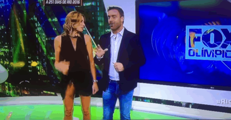 Periodista argentina sufrió descuido mostrando ropa interior
