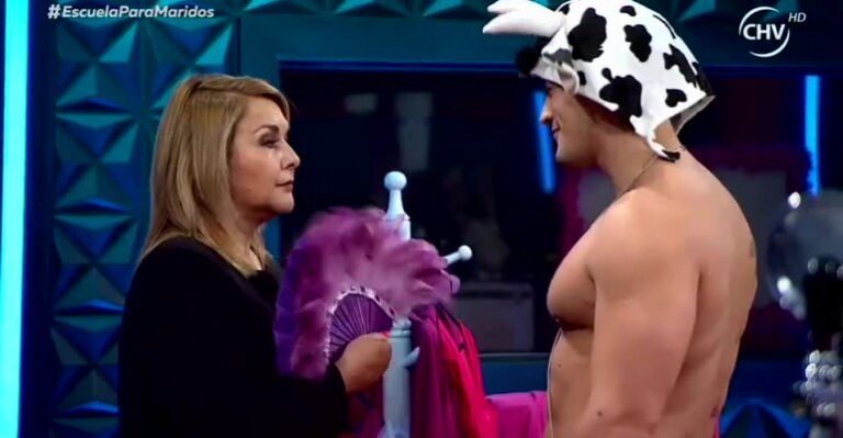 Pamela Jiles visitó la Escuela Para Maridos para hablar del fracaso