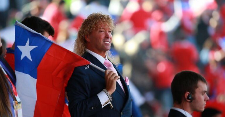 Farkas realiza nueva promesa futbolera por Copa América