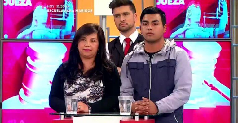 Marcelo exige a Camila los cuidados personales de su hija - Parte 2