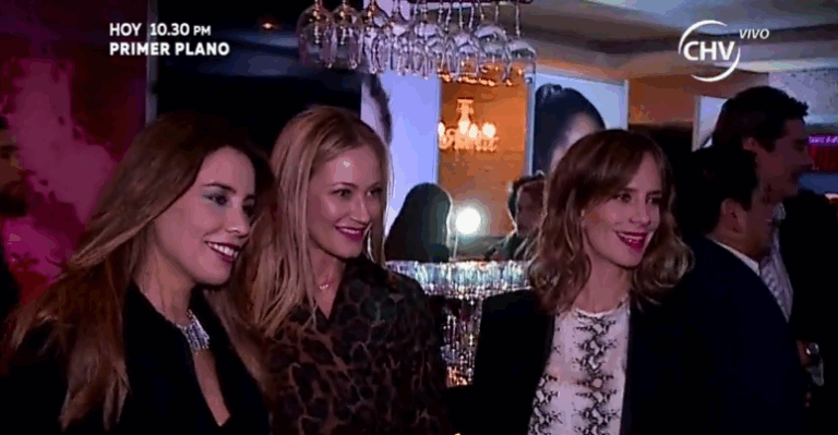 Famosos sacaron sus mejores looks en la noche santiaguina