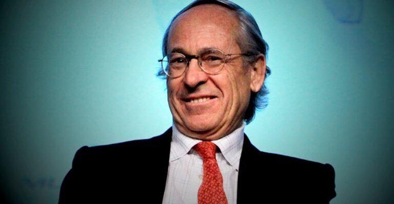 José Piñera comparó sistema de AFP con un auto de lujo - Parte 2