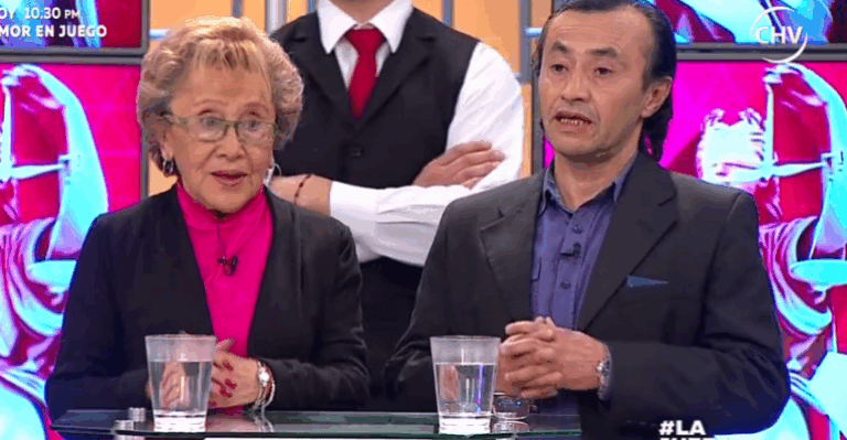 Ronnie pide a sus arrendatarios que dejen su casa - Parte 1