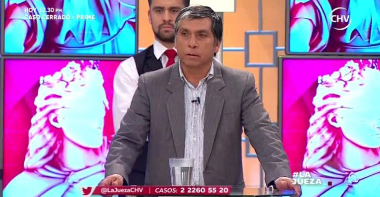 Patricio quiere que Juan Luis lo deje trabajar tranquilo en restauración de mueble - Parte 1