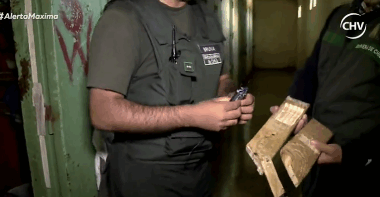 Reos de Valparaíso y su ingenio para ocultar celulares