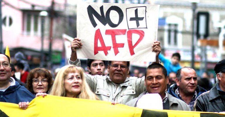 Debate por AFP: ¿Podrán mejorar las pensiones? - Parte 1