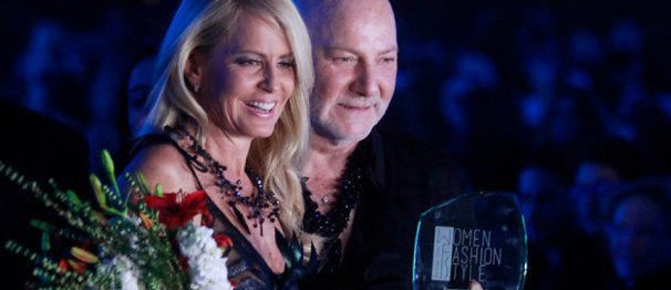 Cecilia Bolocco se lució con vestido transparente