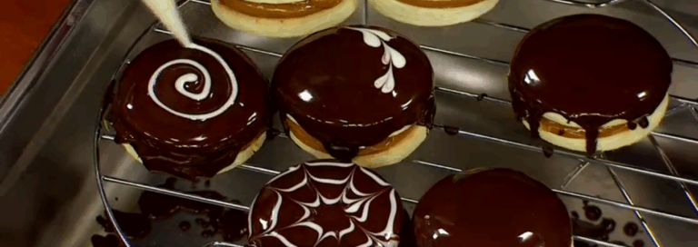 Carlo te enseña a preparar y decorar alfajores de maicena - Parte 4