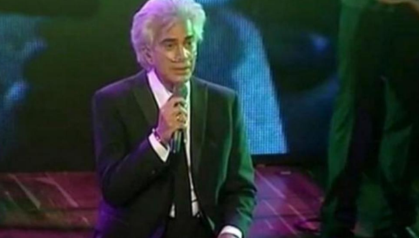 Puma Rodríguez cantó conectado a tanque de oxígeno