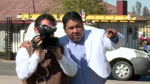 Alcalde de Colbún habló tras agresión a periodista