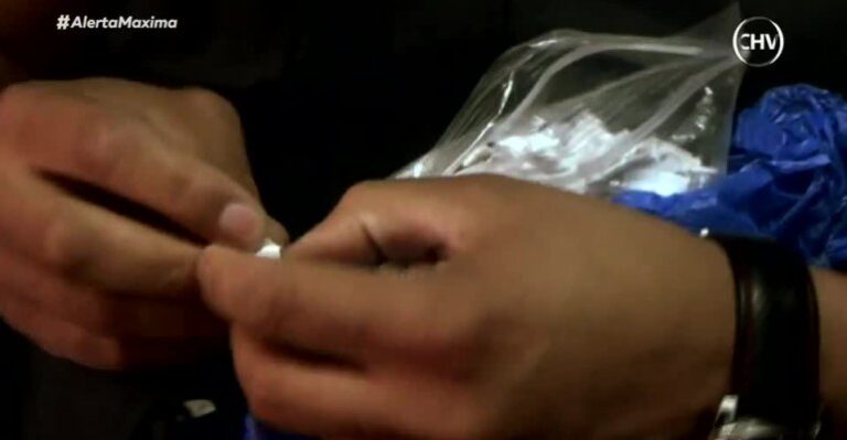 Gendarmes requisaron millonaria cantidad de pasta base en Valparaíso - Parte 2