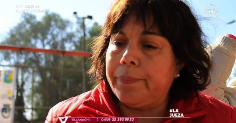 Miriam se siente sola y vive por su hija que depende de ella - Parte 2