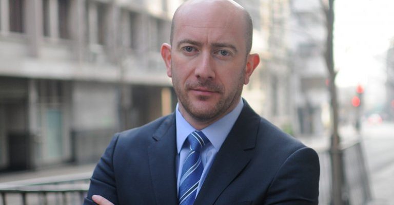 Rafael Garay habría pedido a familiar contactar a abogados