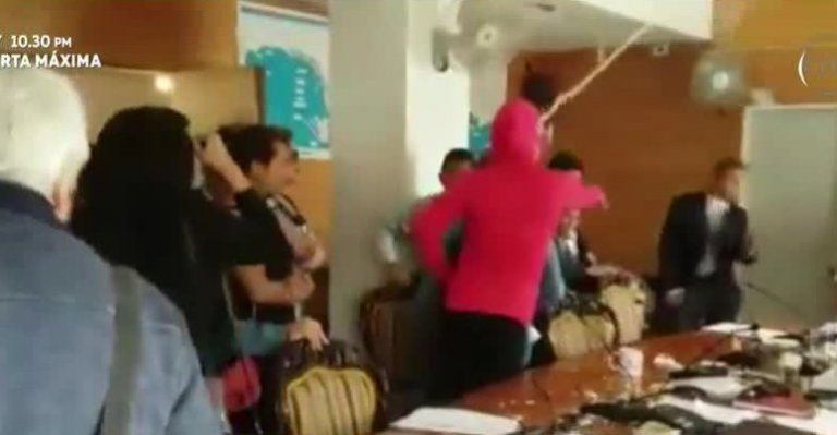 Transexuales denunciaron e insultaron a concejales