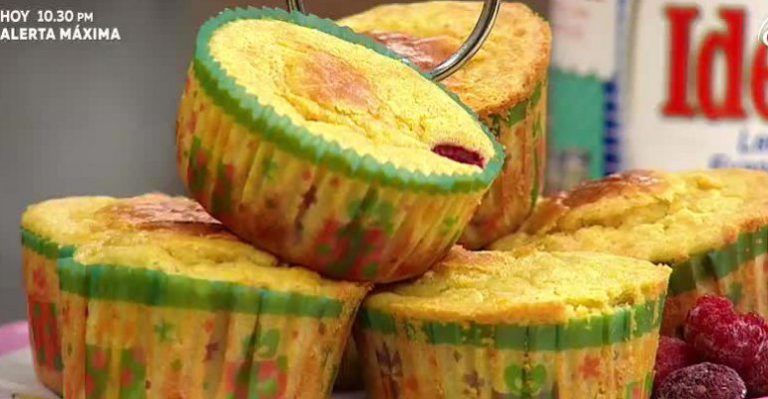 Aprende a cocinar queques evaporados con manzana y frambuesa - Parte 2