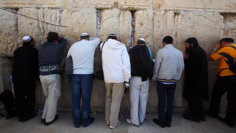 El muro de los lamentos: Principal símbolo mundial de la nación judía
