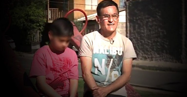 Súper Taldo ayuda a niños con síndrome de Tourette