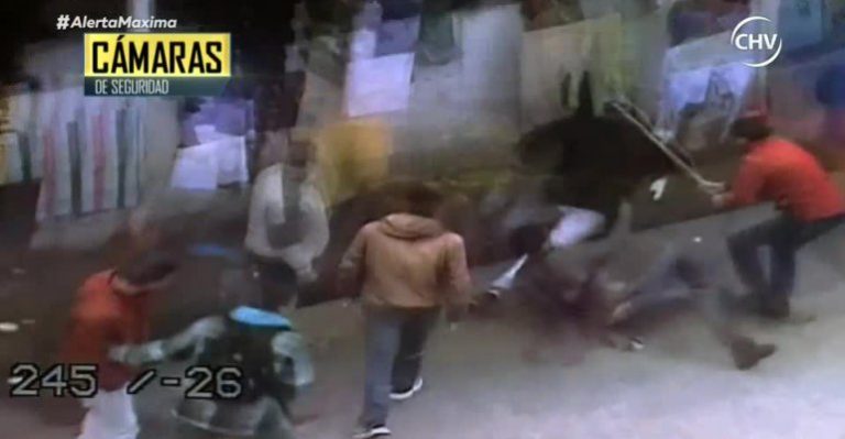 El bomba Juan fue atacado tras intentar apuñalar a otro reo