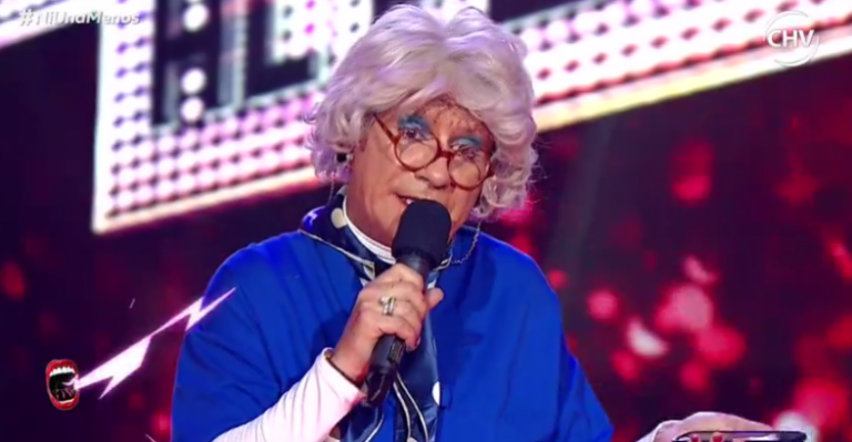 Doña Tencha desató las risas con su rutina sobre la tecnología