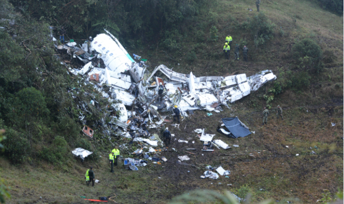 Piloto relató los últimos minutos del avión estrellado