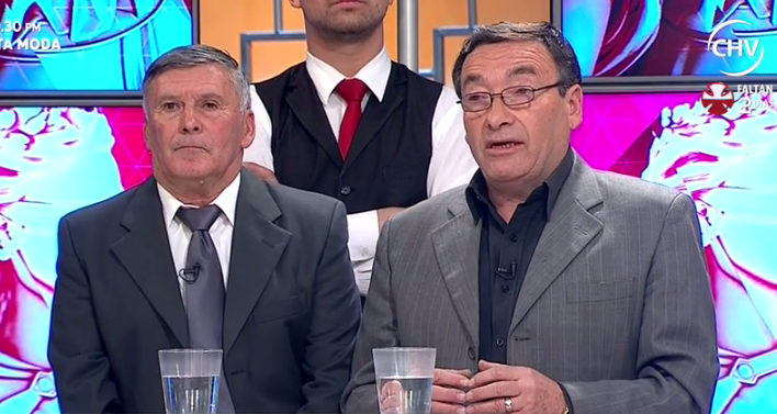 José pide al presidente de su junta de vecinos que los represente como debe - Parte 1