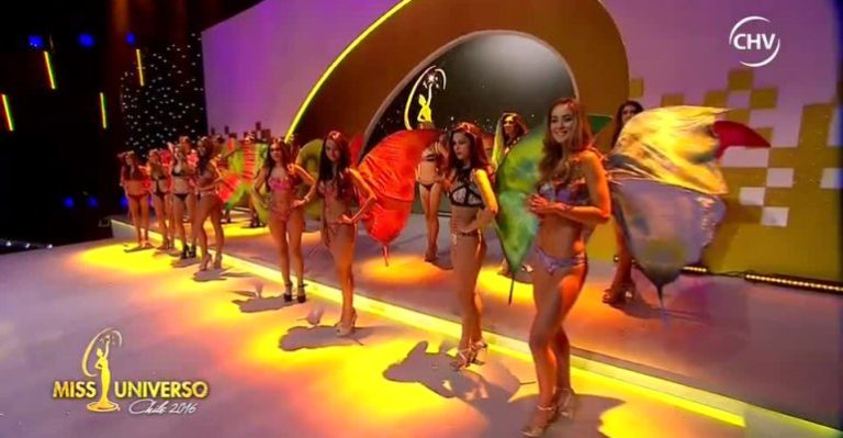 Candidatas a Miss Universo Chile se lucieron en desfile en traje de baño