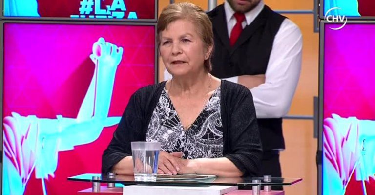 María exige a Verónica que se vaya de una casa heredada - Parte 3