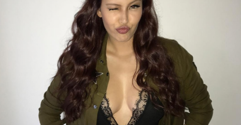 Ranking: Los 10 mejores escotes del año