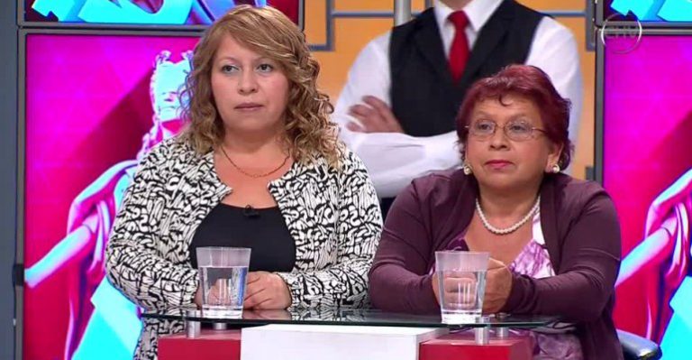 Rosalinda y Yolanda quieren que Gladys abandone la casa que arrienda - Parte 1