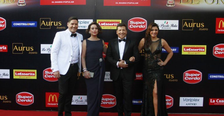 El Colombiano destrozó y alabó los looks del Copihue de Oro - Parte 4