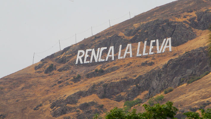 Nuevo alcalde de Renca eliminó frase de popular cartel