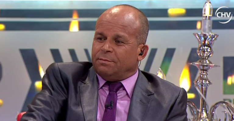 Carlinhos donó dinero obtenido en Primer Plano