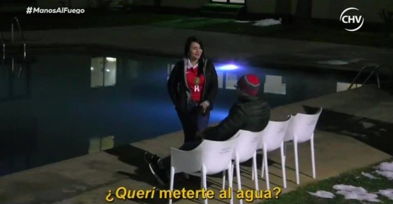 Marcelo se perdió partido de Chile para coquetear en la piscina