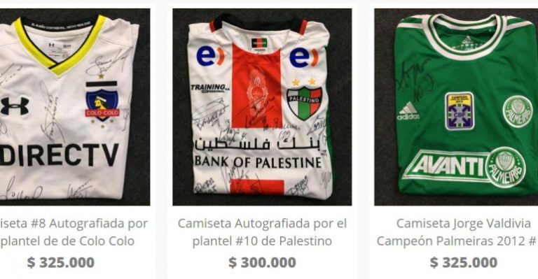 Rematan camisetas de fútbol en ayuda para llegar a la meta