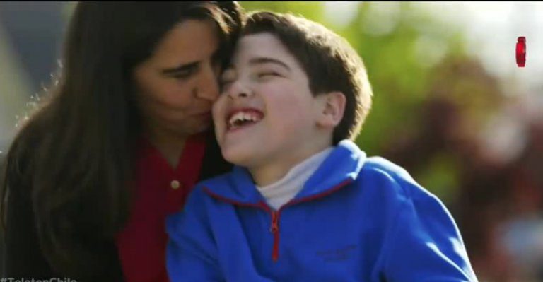 Tomás González entregó auto a madre de Agustín Ibarra como fuente laboral