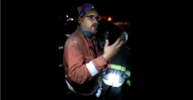 Publican video de El Flaco arengando a bomberos en incendios