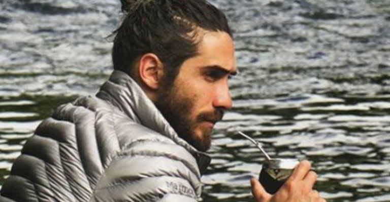 El regreso del macho primitivo que conquista a las mujeres