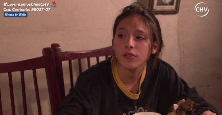 Debo trabajar para volver al colegio y mi madre se llevó mi dinero - Parte 1