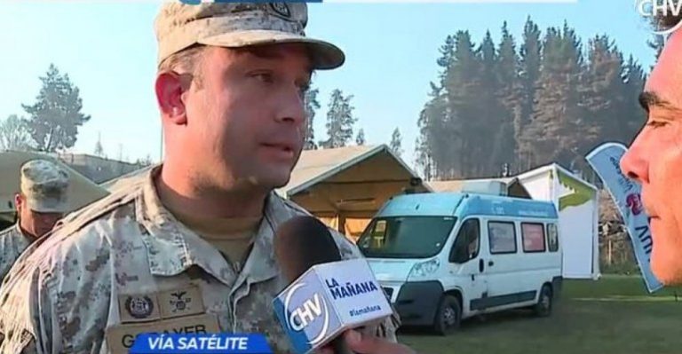 La ayuda del campamento del Ejército en Santa Olga