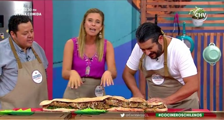 Doctor Pichangas deleitó con un sanguche de panita XL - Parte 2